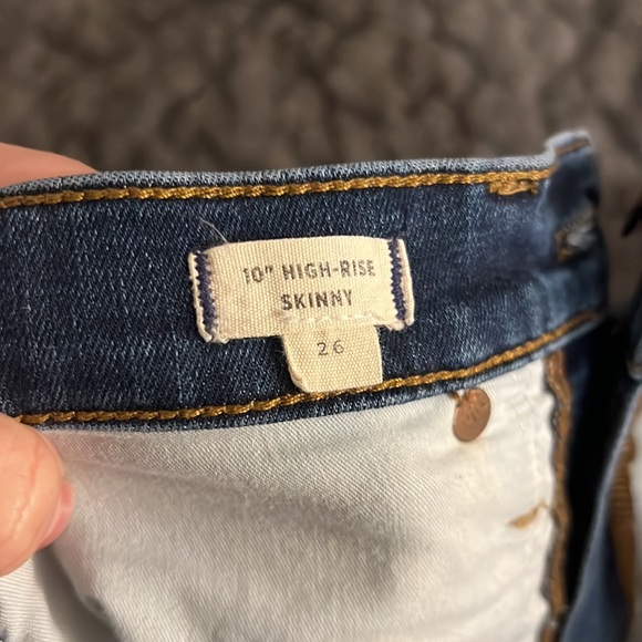 Madewell 10" High-Rise Skinny Jeans in Danny Wash - Picture 7 of 7